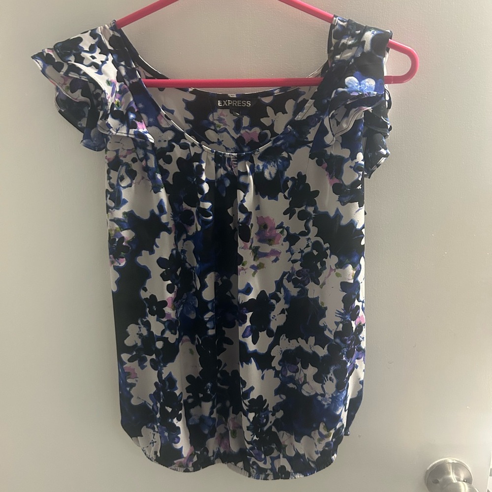 Express Women's Floral Blouse - must bundle